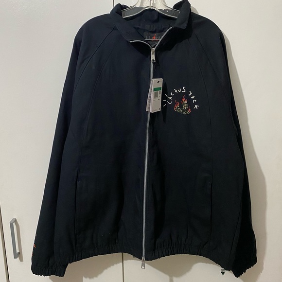 RARE Nike Jordan x Cactus Jack jacket - www.disolcolor.com